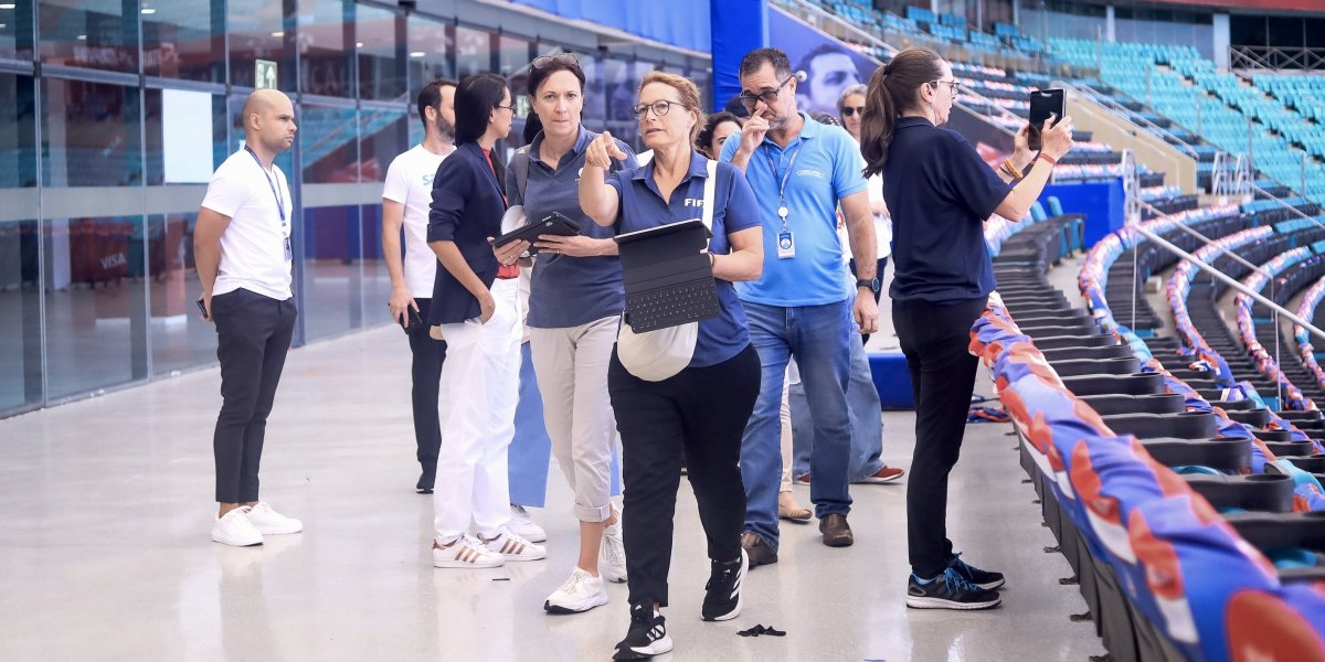 Fonte Nova recebe vistoria da FIFA para sediar jogos da Copa do Mundo feminina