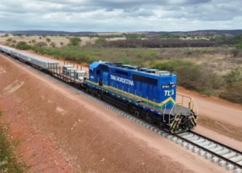 Construção de trem para transportar turistas de Teresina à Salvador é analisada pelo Governo Federal; entenda
