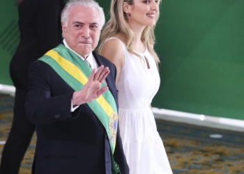 Temer se posiciona sobre o fim da escala 6×1