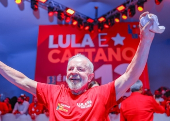 PT comemora indiciamento de Bolsonaro: grande dia