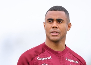 Bahia faz proposta para comprar volante do Athletico Paranaense