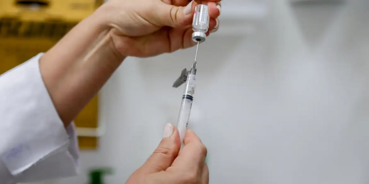 Governo federal anuncia primeira vacina nacional contra a dengue