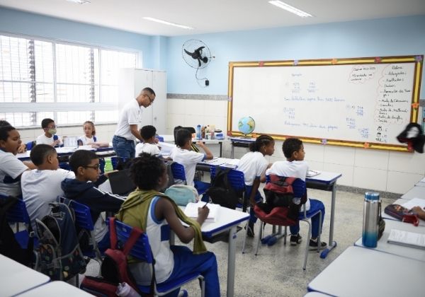 Escola em São Caetano é reconstruída e passa a atender 460 alunos com salas climatizadas
