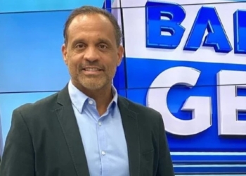 Após 17 anos, José Eduardo é demitido da Record por queda de audiência