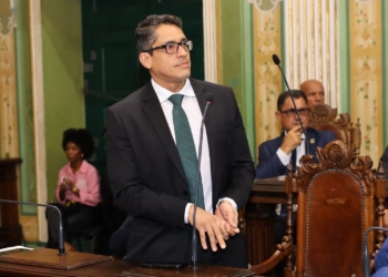 Sidninho cobra participação do Governo do Estado após aprovação de subsídio para transporte público de Salvador