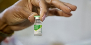 Jovens de 15 a 19 anos têm até dezembro para se vacinar contra o HPV em Salvador