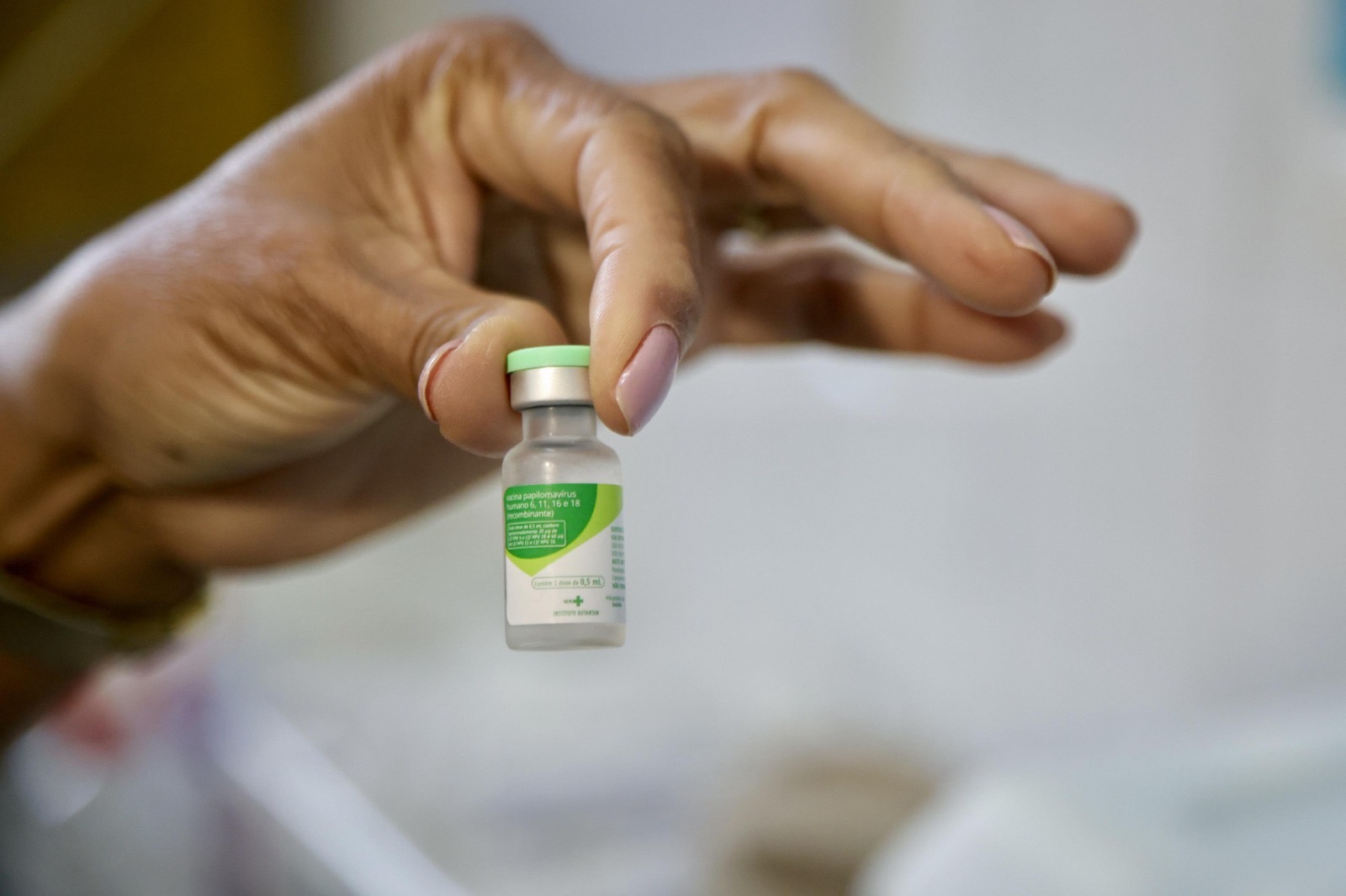 Jovens de 15 a 19 anos têm até dezembro para se vacinar contra o HPV em Salvador