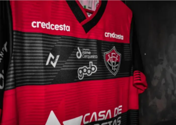 Fábio Mota confirma mudança no uniforme do Vitória para 2027