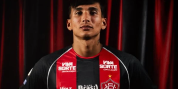 Reforço uruguaio pode fazer estreia pelo Vitória contra o Cruzeiro